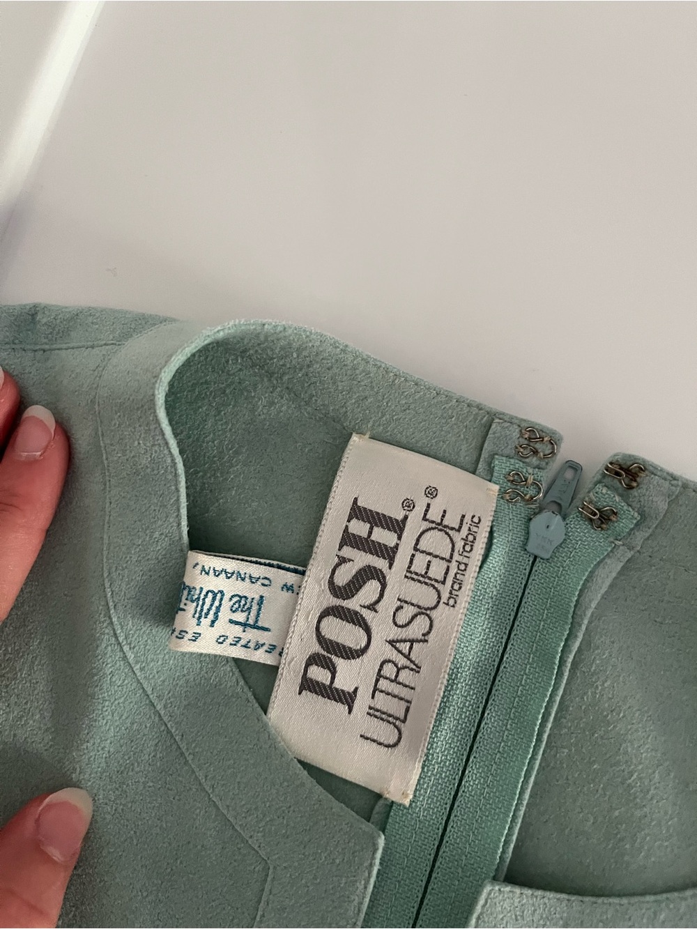 Vintage Posh Ultrasuede 70s dress with belt light teal color - Picture 6 of 7